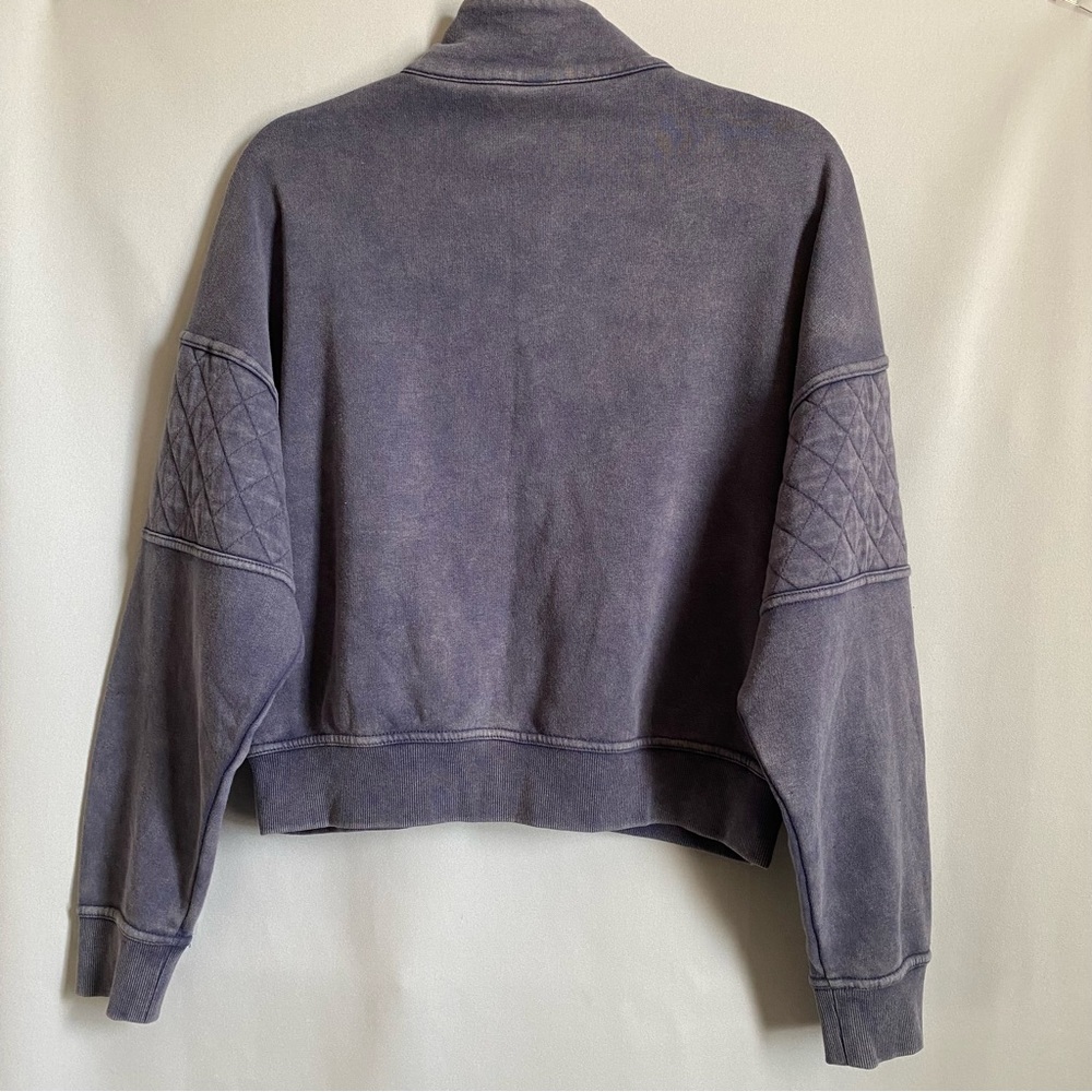 Wild Fable Women's Cropped Sweatshirt Quilted Sleeve 1/4 Zip Blue Distressed M - Picture 3 of 11